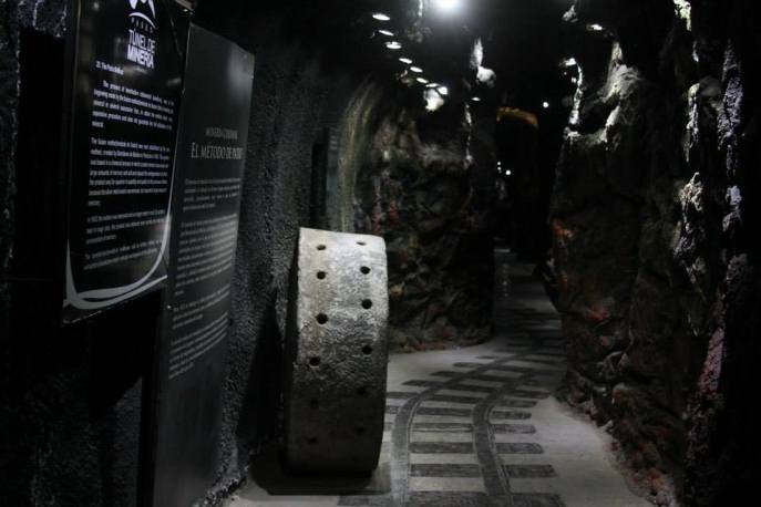 tunel_de_mineria