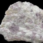 Lavanda Dumortierita en feldespato